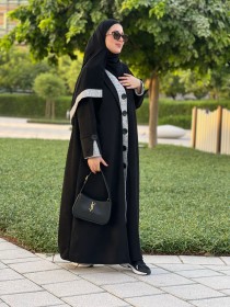 عبايه ارجوان