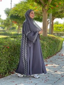 عباية غيداء