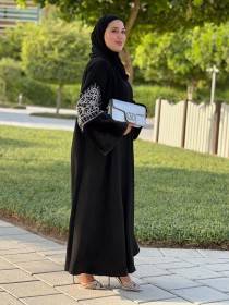 عباية ايلا