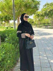 عبايه لانا شتاء 2025